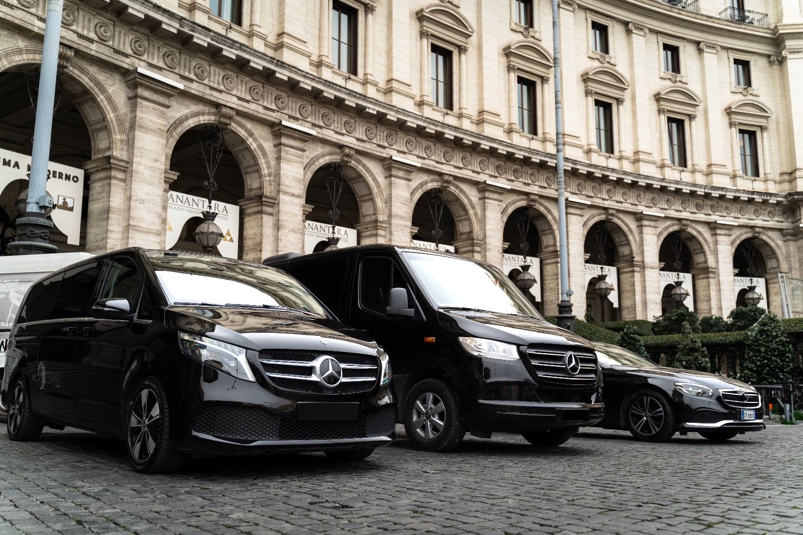 Black Pegaso Limo Mercedes ready for a private chauffeur service in Rome